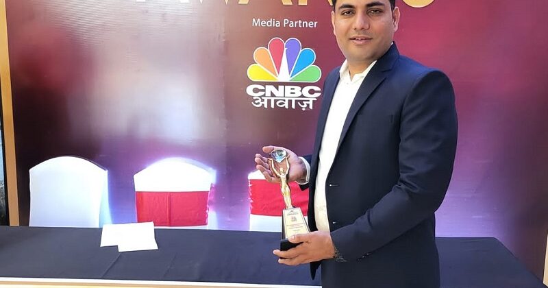 India’s 1st blockchain from yesworld.io awarded by Best technology entrepreneur of the year award by CNBC Business Excellence awards