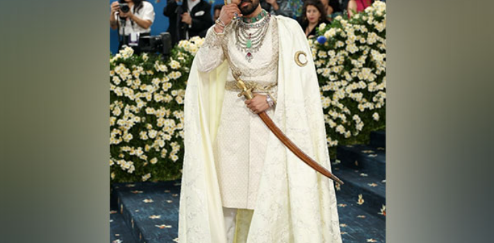 Diljit Dosanjh Makes History at The Met Gala 2025, Becomes First Turban-Wearing Indian Man to Attend in Regal Punjabi Style