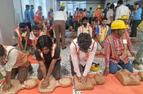 Restart a Heart Day – Training community members on Hands Only CPR, Building a “Nation of Lifesavers” in India
