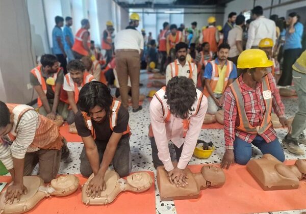 Restart a Heart Day – Training community members on Hands Only CPR, Building a “Nation of Lifesavers” in India