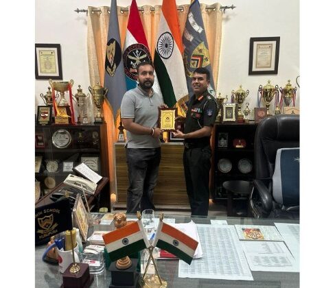 SSB Guide Academy Wins National Award for Best NDA Coaching in Delhi by Sainik School Kunjpura