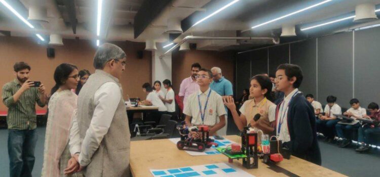 Makerspaces Innovation Lab: Redefining Learning Beyond the Classroom